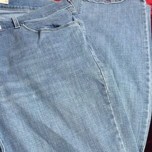 Levi's Women's Classic Boot Cut Jeans - Blue